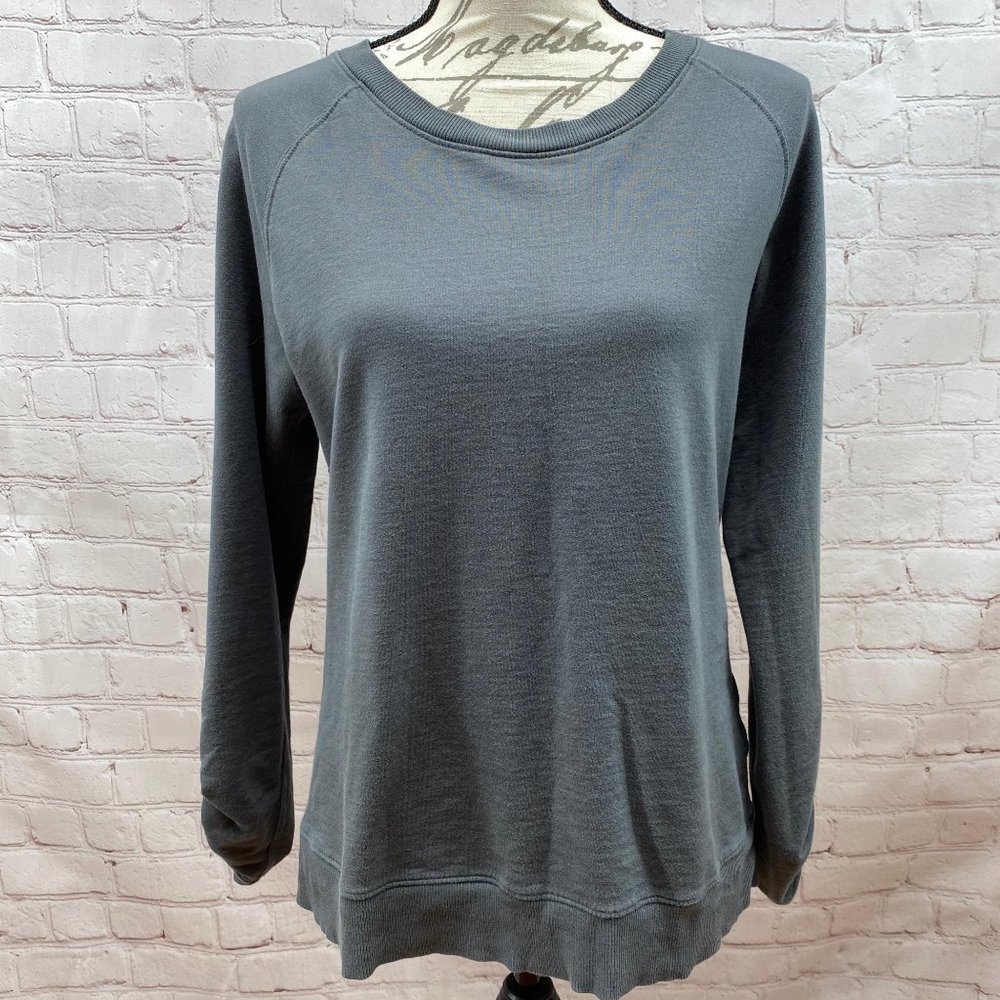 Lands End Pullover Sweatshirt Sleeve Detail, Small